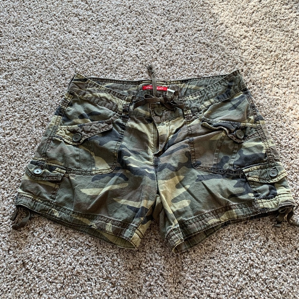 Camo cargo shorts